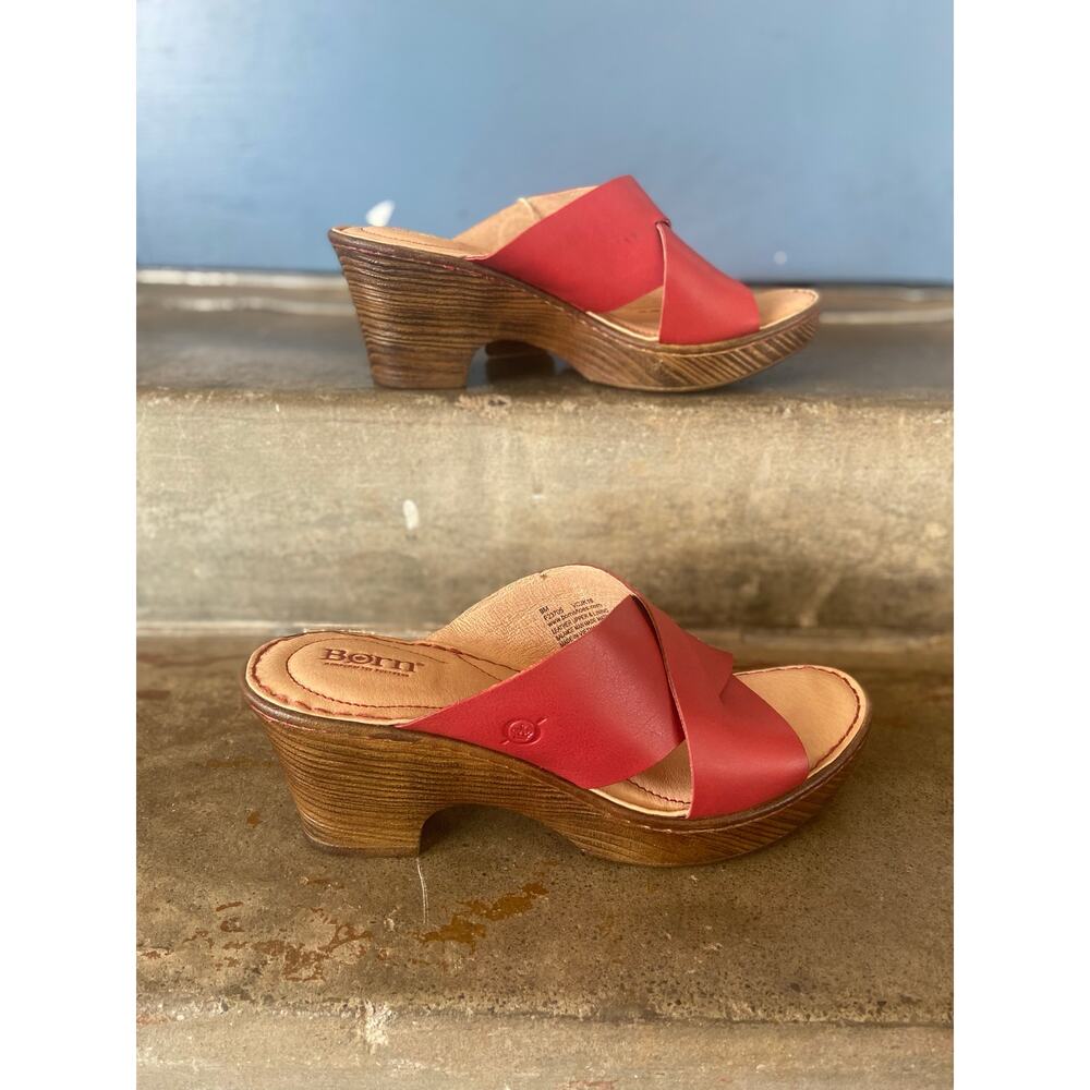Born Coney red criss cross strap wedge sandal - Picture 2 of 9